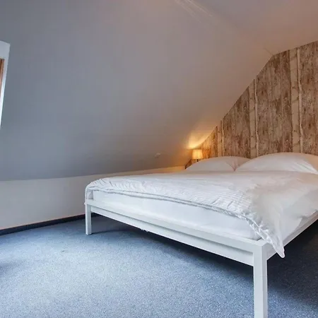 Am Ufer, 4 Lägenhet *