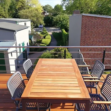 Am Ufer, 4 * Heiligenhafen